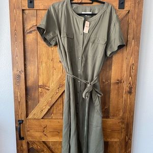 Button down cargo green loft plus dress.